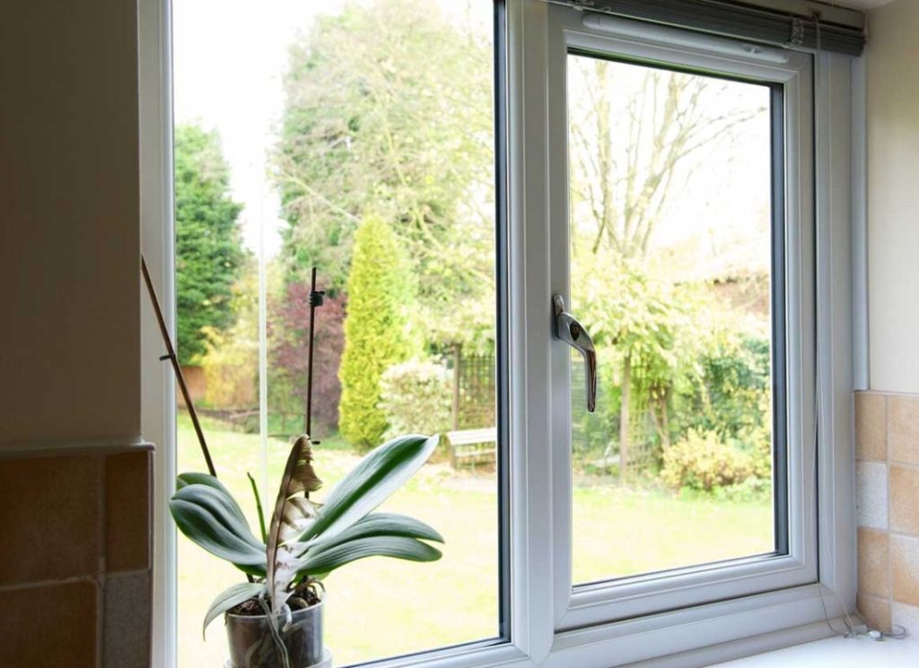 پنجره دوجداره در قزوین