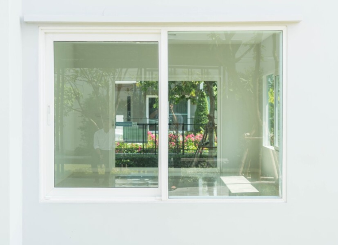 پنجره دوجداره در گیلان